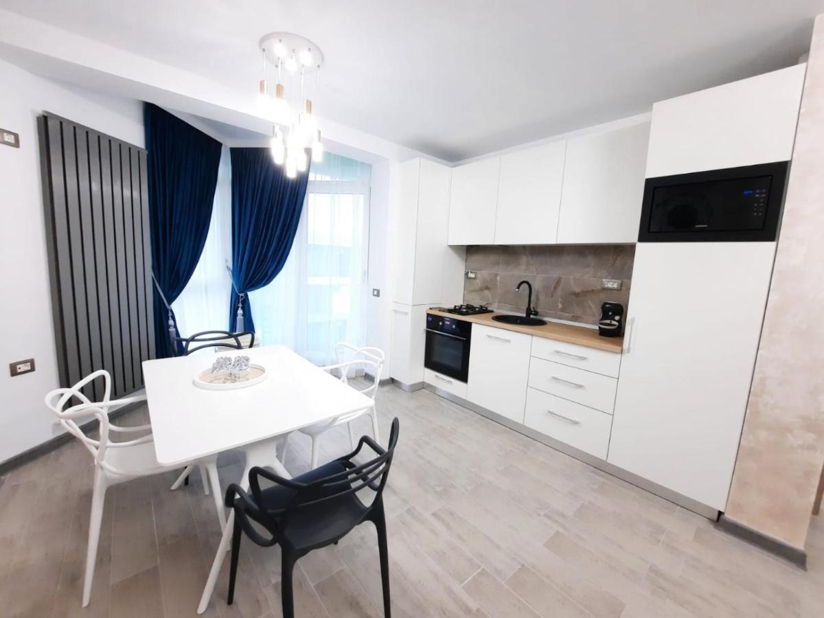 Apartament Rebeca Lux By Alezzi Beach Resort Năvodari Exteriér fotografie